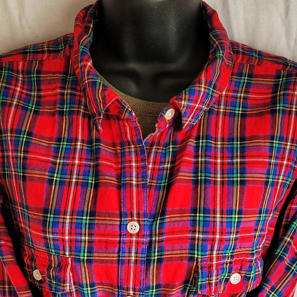 🎆 Last Chance 🎆 Old Navy Red plaid button down